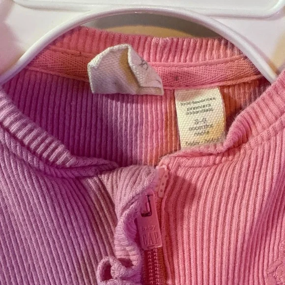 BABY GAP Ribbed Pink Ruffled Kids One Piece 3-6 months - Picture 3 of 7